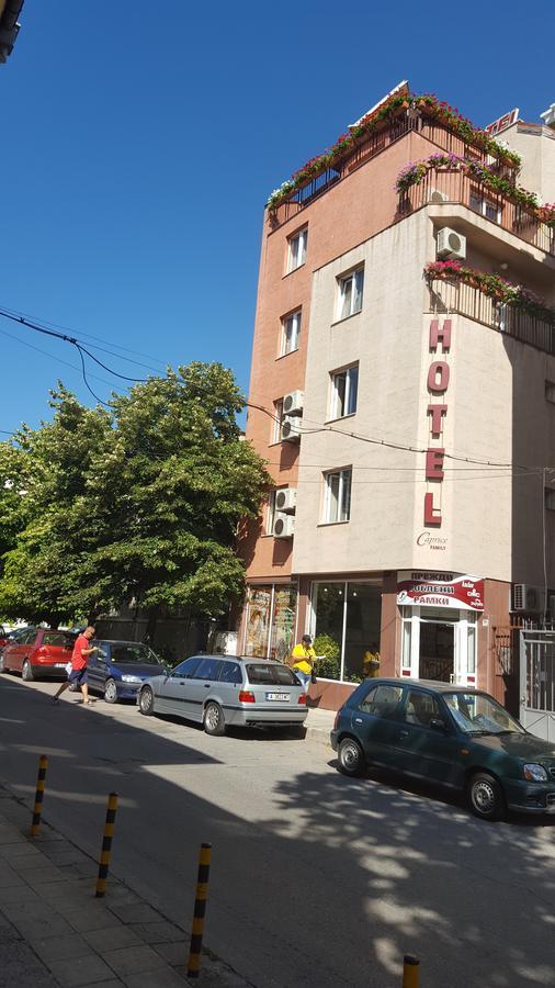 Caprice Family Hotel Warna Zewnętrze zdjęcie